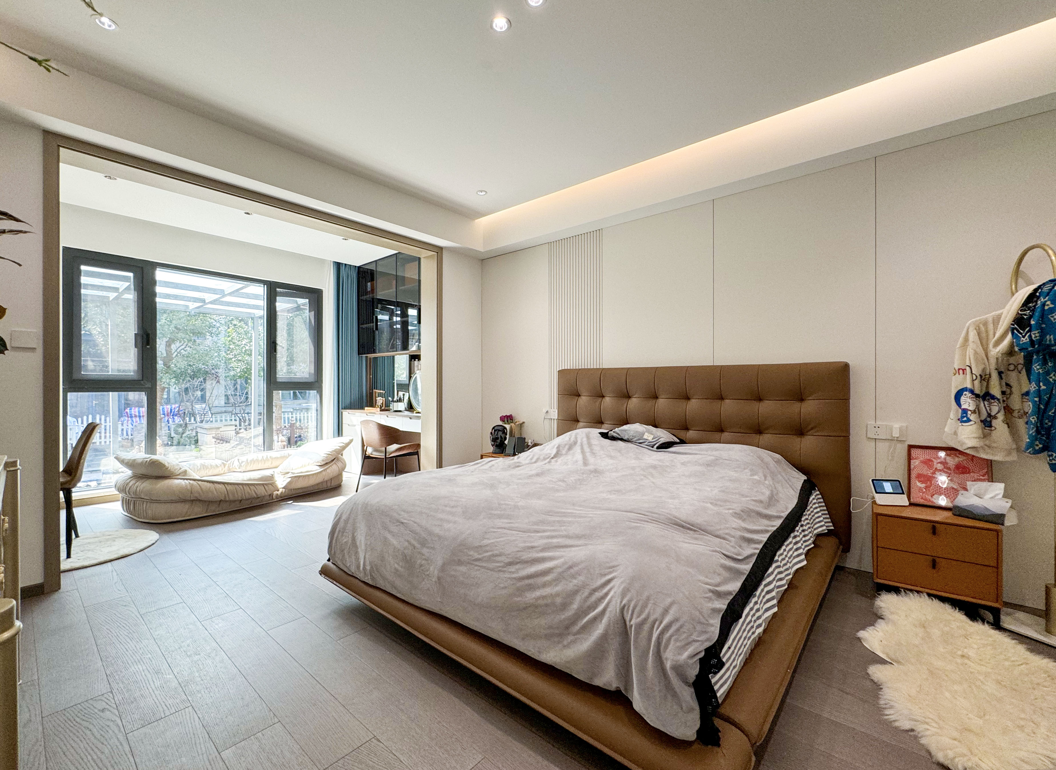 精致與寧靜：現(xiàn)代輕奢設(shè)計(jì)案例