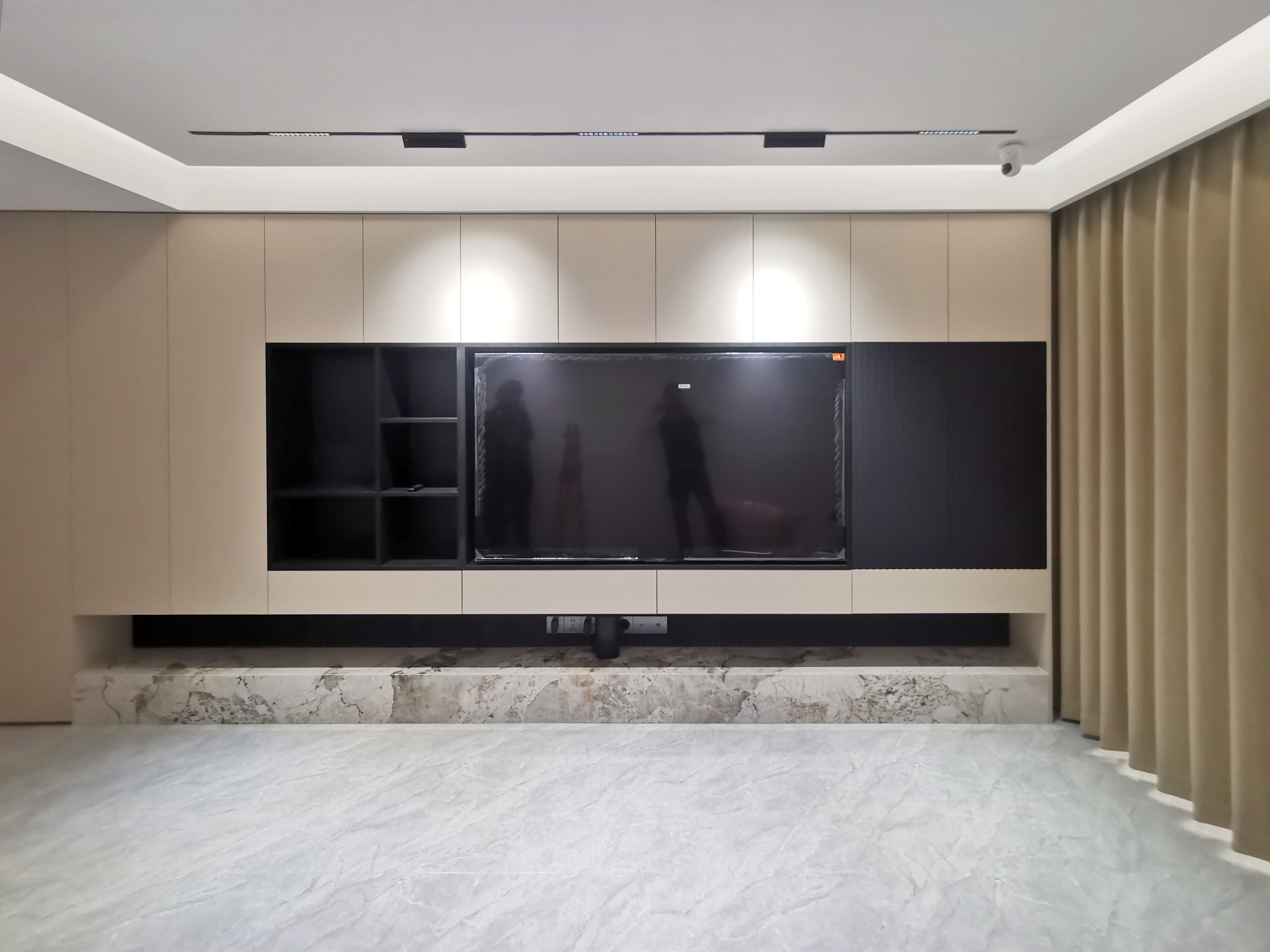 自然原木，煥新現(xiàn)代居所