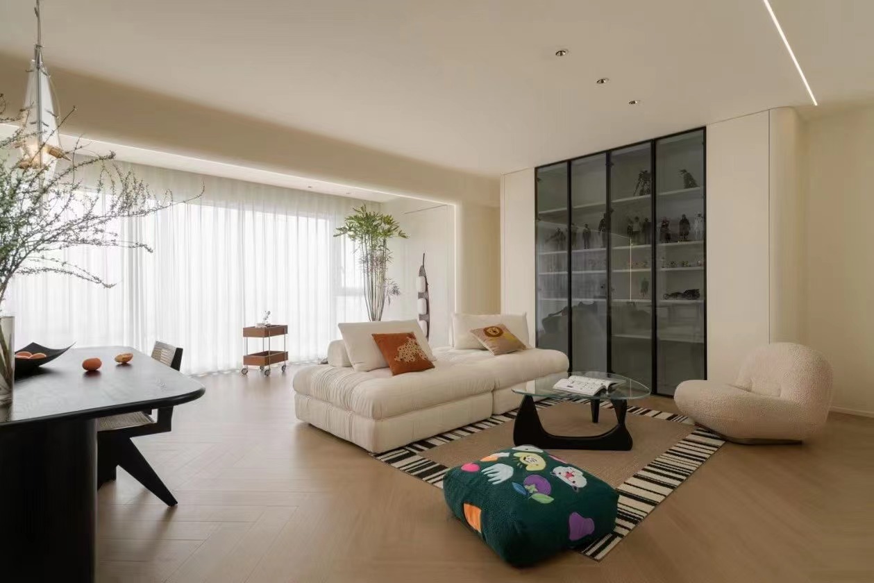 奶油色調(diào)暈染出溫馨浪漫的夢幻之境