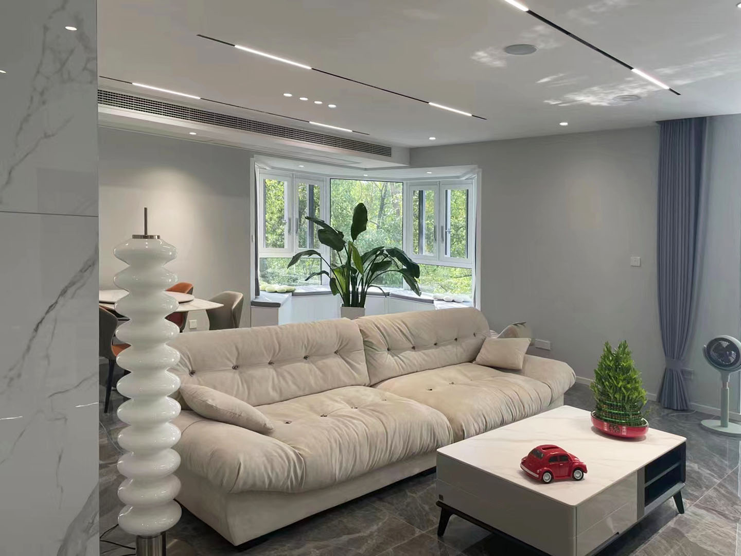 180㎡大平層裝修，現(xiàn)代簡約風(fēng)明亮簡潔又大方