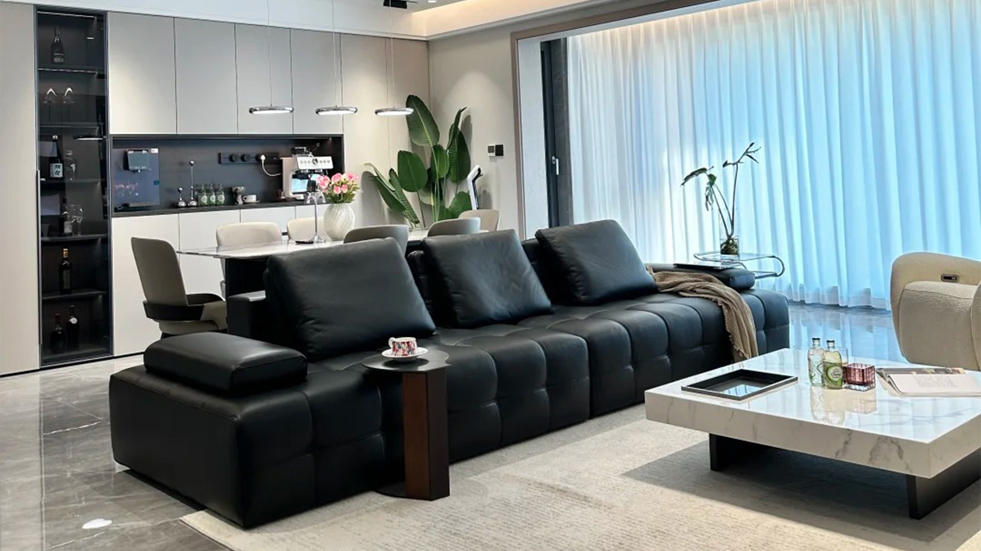 142平橫廳簡約風設計，空間通透與功能美學交融