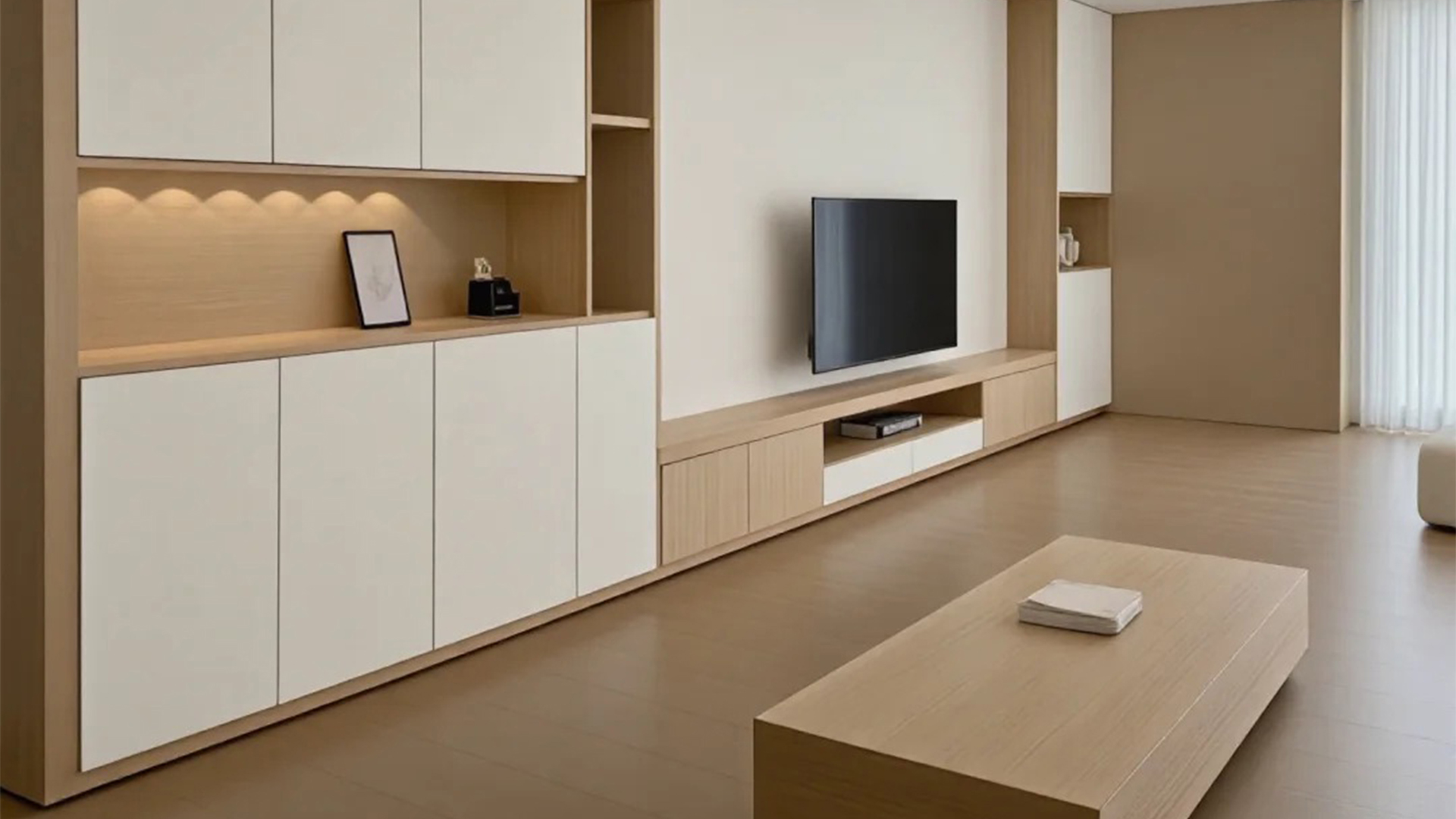 原木風(fēng)極簡線條勾勒現(xiàn)代，自然光影交織生活處